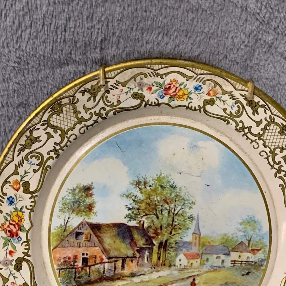 Vtg Daher Decorated Ware Tin Plate Holland Pastoral Village Scene 8 Inch Cottage